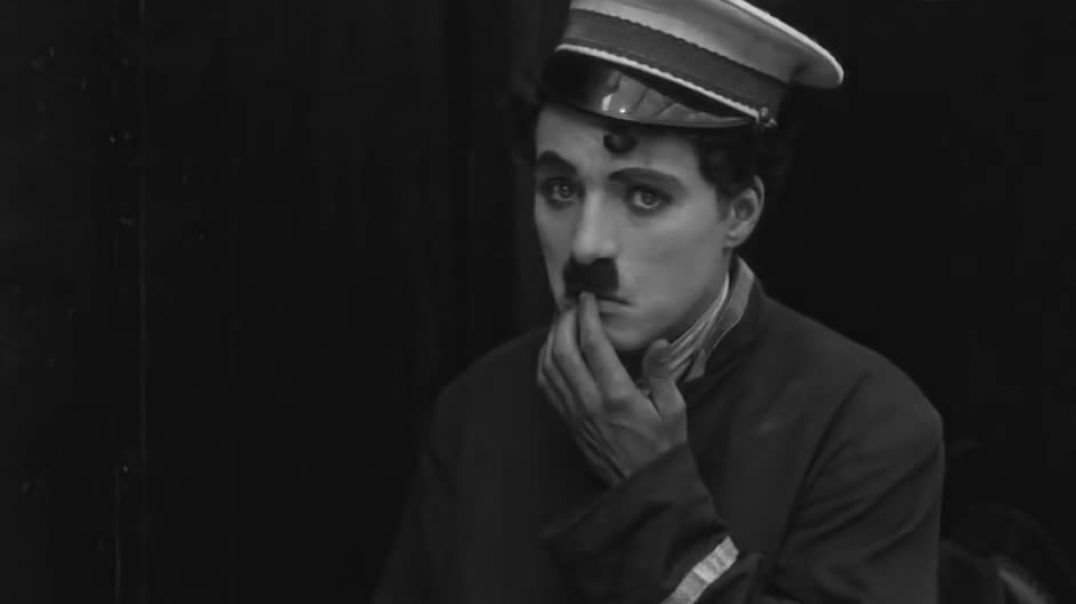 Charlie Chaplin - Movie The Bank 1915