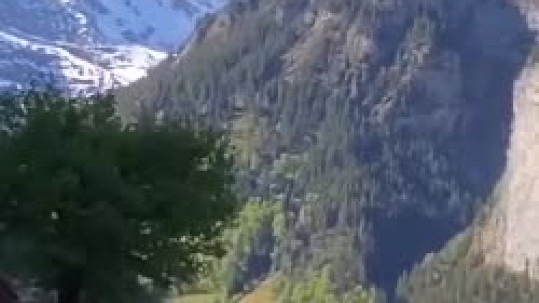 Швейцария. Вид из окна авто