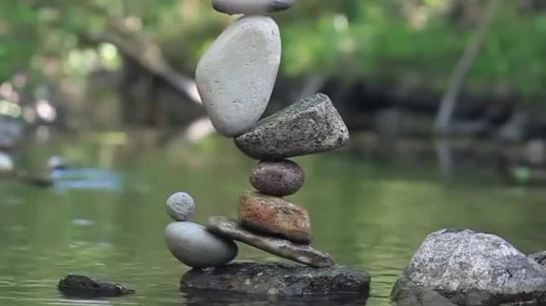 ⁣Посмотрите на чудеса баланса - это просто потрясающе.