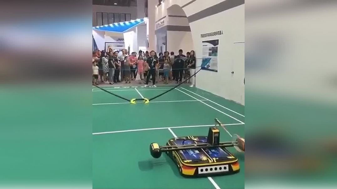 Робот-теннисист