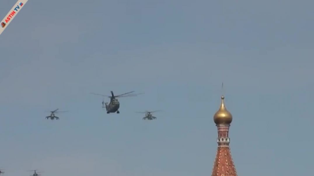 ⁣⁣Воздушная часть Парада Победы в Москве 2022.