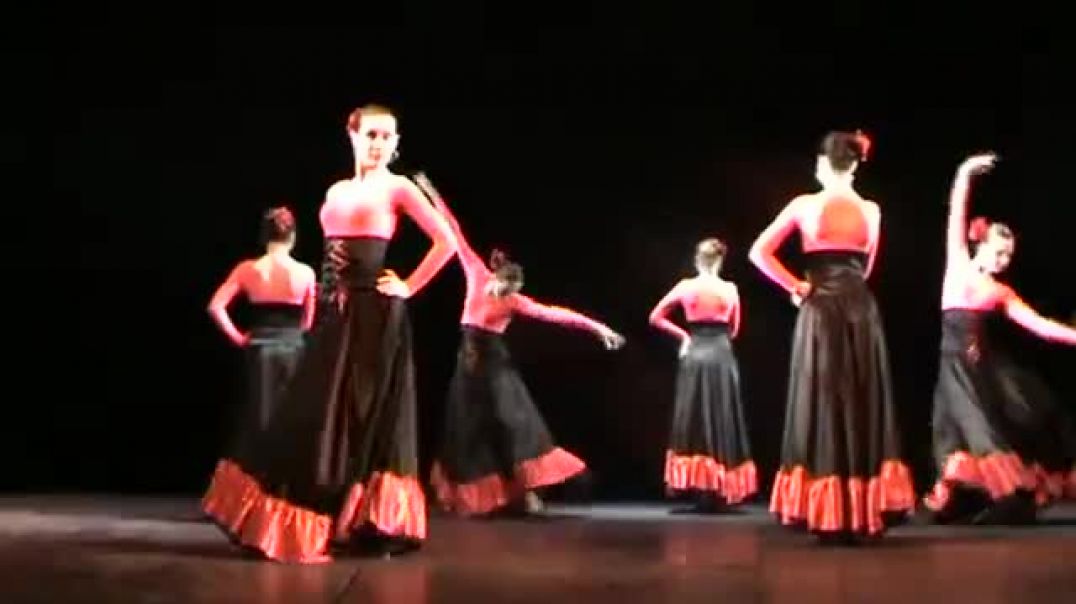 ⁣Испанский танец