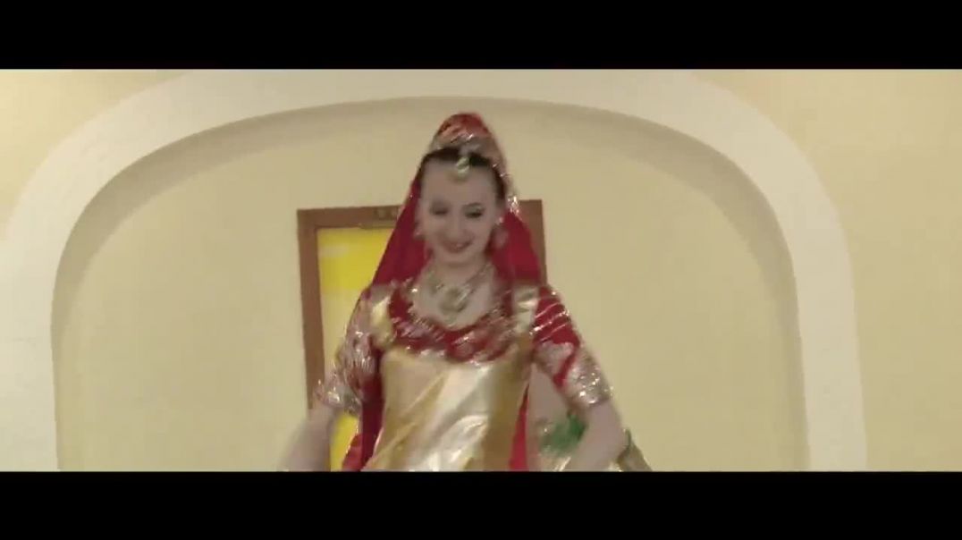 ⁣Индийский танец