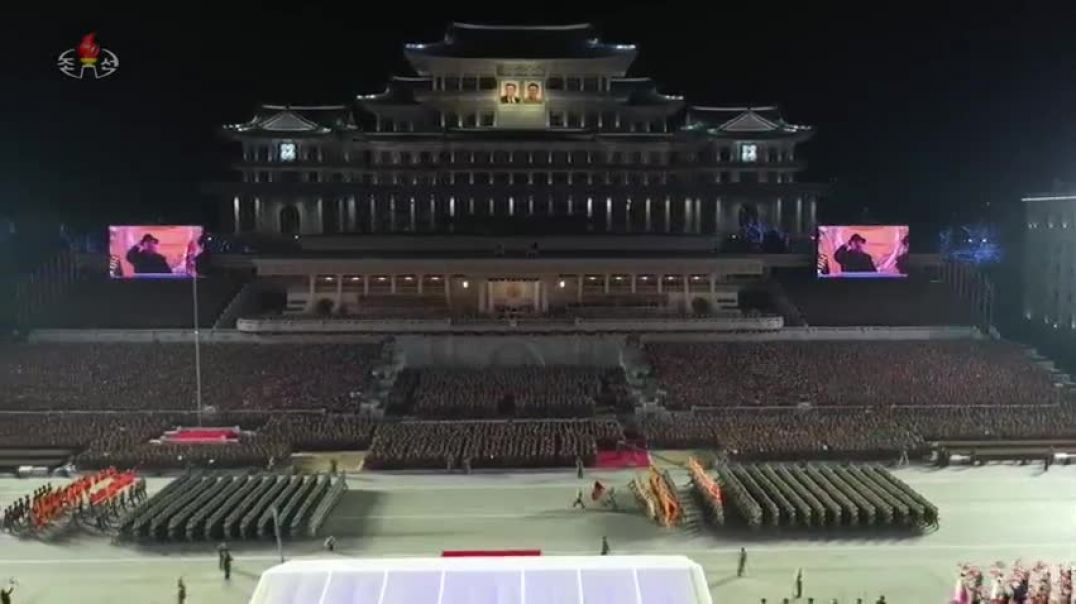 Праздник и парад в КНДР в честь 75-летия Вооружённых Сил