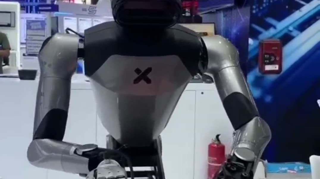 Робот-повар 🤖🥒